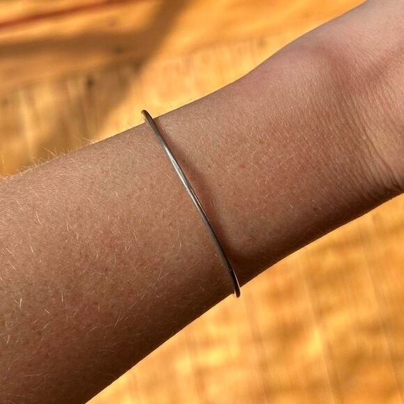 Cute Simple Vintage Sterling Silver Thin Minimal Cuff Bangle Bracelet - Picture 2 of 3